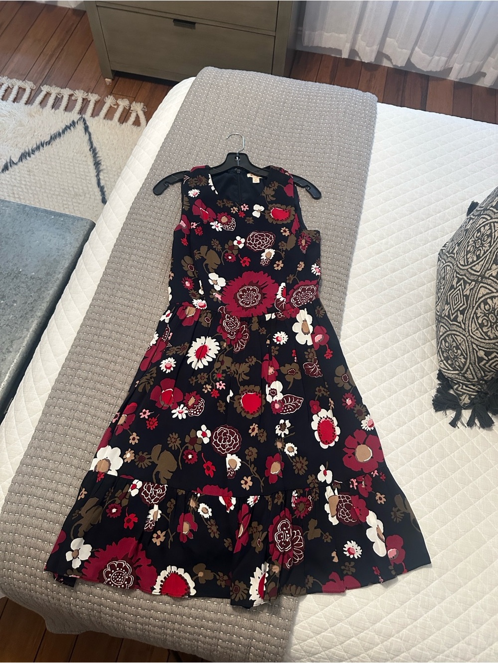 Brooks Brothers Floral Sleeveless A-Line Dress - Black with Red & Cream Flowers